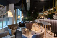 Flightgate Munich Airport Hotel, a member of Radisson Individuals - bar