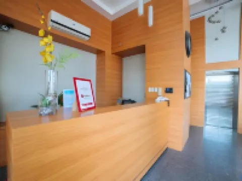 RedDoorz Plus @ Roxas Street Davao Hotels in Davao City