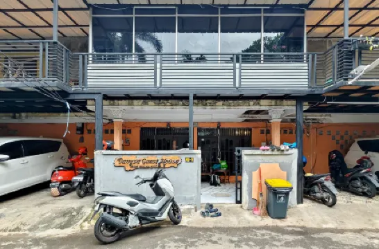 Danysa Guest House Jakarta RedPartner