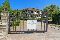 Possidi Garden