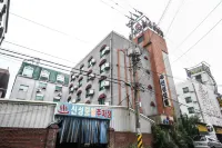 Iksan Sinseong - parking