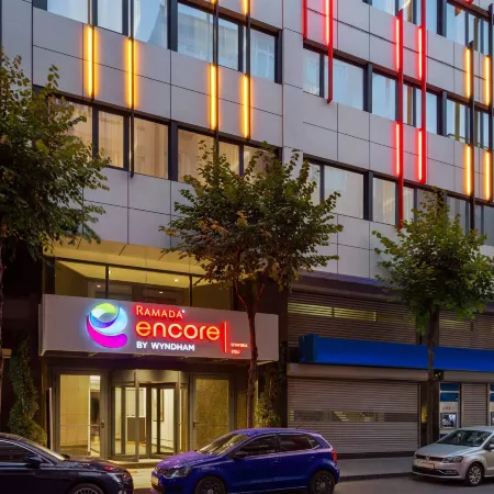 Ramada Encore by Wyndham Istanbul Sisli Отели рядом с достопримечательностью «Шишли»