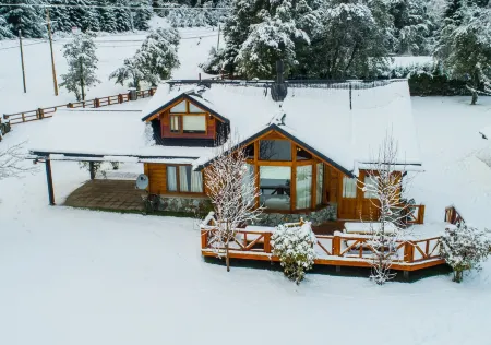 Guardianes del Bayo Отели в г. Лос Лагос