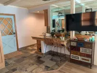1 bed , 2 bath