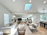 Sparkling East Hampton Oasis 3 Bed 2 Bath w/Heated Pool. Pets Welcome! Hotels in Springs