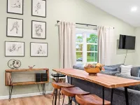 The Respite: Spacious beautiful new build, sleeps 8-10. 7 minutes from Hershey. Hoteles en Skyline View