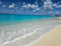 New Luxury Oceanfront Home – Port Royale, South Bimini. Starlink WiFi, A/C, Dock Hotels in Port Royal