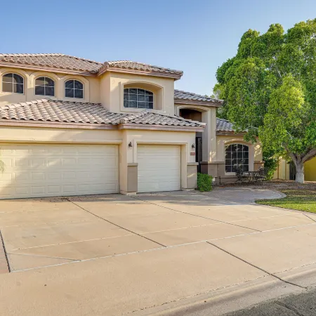 Heated/Cooled Pool: Spacious Mesa Home Near Golf!