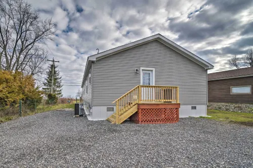 Lakefront Home w/ Deck, Fishing Dock & Canoe! - parking