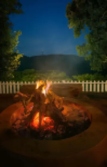 แอมเบอร์ บาย เดอะ ทามาริลโล