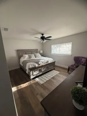 "Golden Retreat –3BR/2BA Escape" located in the top neighborhood in Madera Các khách sạn ở Madera