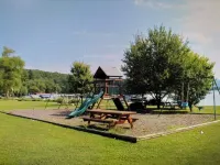 Entire House with private lake access and hot tub! Near local ski resorts!!