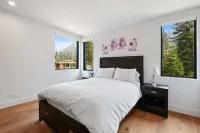 Enjoy Paradise Hot Tub, Bike & Beach Equipment! - balcony