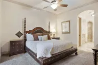 Sierra Sky Patio w/ Fireplace Hotels in Hurricane