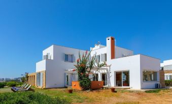 Protaras Seafront Villa Violetta