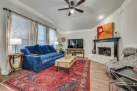 Charming house in wonderful Flower Mound with AC