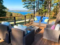 NEW! Luxury cottage with epic lake view