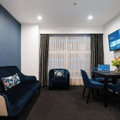 Gilmer Apartment Hotel Hotels near Antrim House