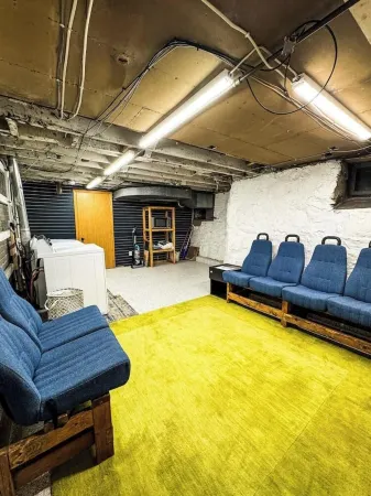 MY FLAT! Industrial 3 Bd with outdoor space!