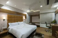 Hotel Atishay Hotels near Habibganj Railway Station