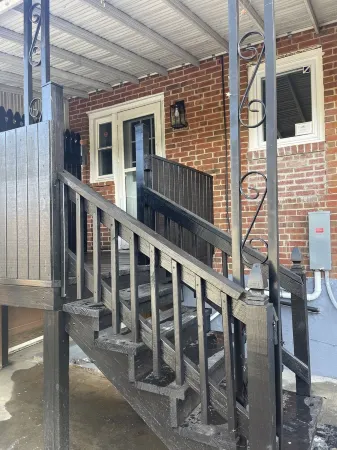 B’more Restful.  Comfortable Townhome -Easy access to everywhere