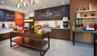 Hampton Inn Ogallala - breakfast