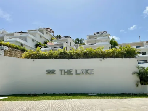 Modern Luxury Apt w/ Private Jacuzzi, Pool & Nature Close to Pristine Beaches
