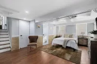 Spacious 4-bedroom house 3-bathroom with AC and WiFi in charming Mount Vernon Hotels in Mt Vernon