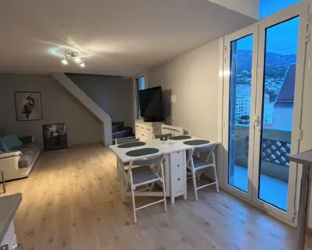 Charming duplex 10 meters from Monaco Hotels in Beausoleil