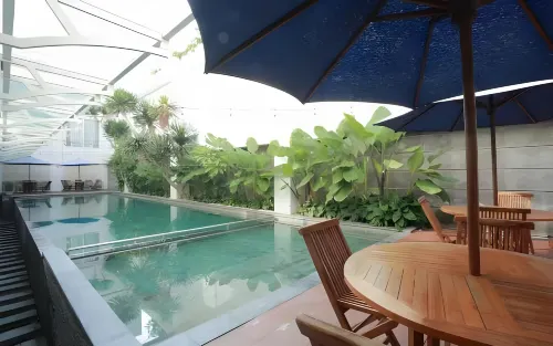Megaland Hotel Solo Hotels in Laweyan