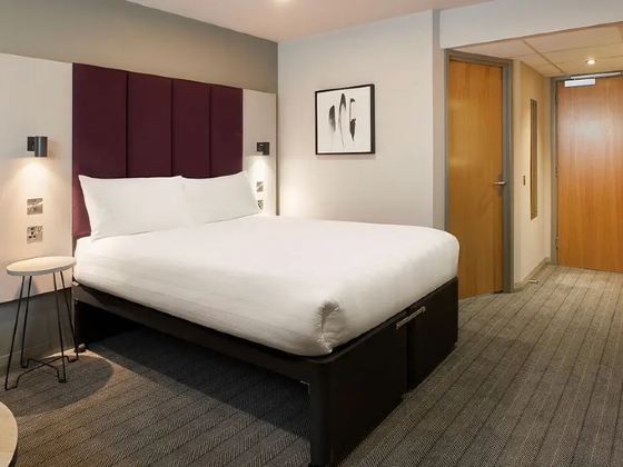 Premier Inn Glasgow City Centre South