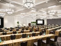 The Logan Philadelphia, Curio Collection by Hilton Hotels near Mutter Museum