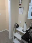 Cozy two-bedroom retreat in the heart of St. Boniface, - Apartments