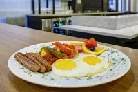 Hilton Garden Inn Manassas - Breakfast