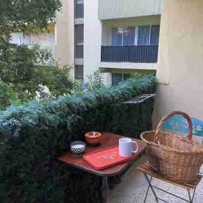 Studio in the heart of Aix with balcony and parking Others