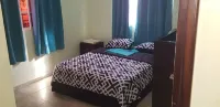 Spacious Single Family — 5 min from the beach! Hotel a 