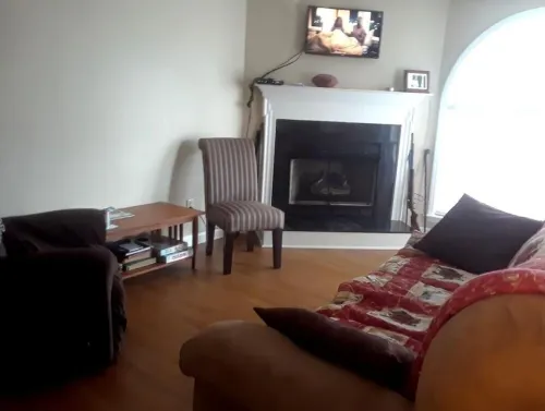 Tater's Townhome is a cozy 1-bedroom condo with AC, TV no wifi  on the 1st Floor