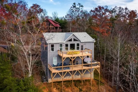 Private Lake Open! Luxe 5BR, Epic Lake View, 8ppl Hot Tub + Game Rm Отели рядом с достопримечательностью «Lake lure»