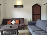 20 Mins From Sunburn, 2BHK Apt with Pool in Siolim