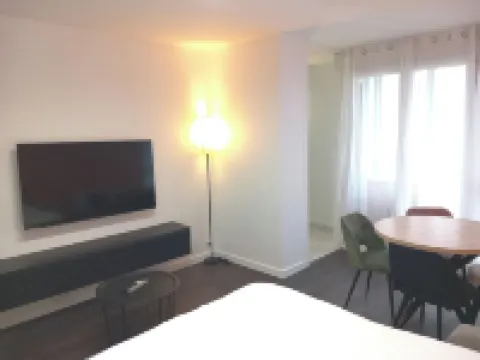 Apparently T2 close to the center