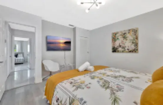 Fort Lauderdale Family Villa, Heated Pool, Playground, Fire Pit Near Beach.