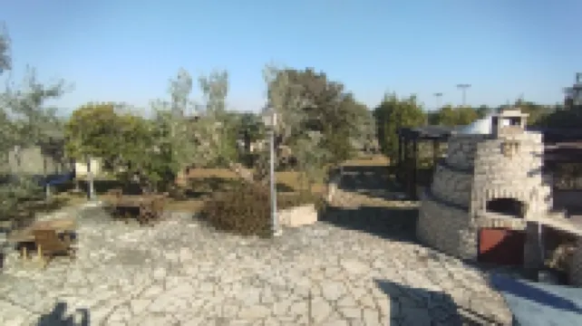 Villa, relaxation, private pool and tennis court, for families and groups of friends