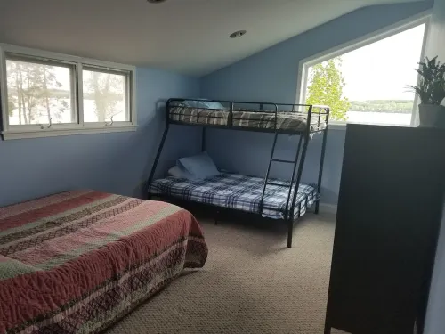 STUNNING WINE COUNTRY LAKE HOUSE, NICEST ON OWASCO LAKE Hotel a Fleming