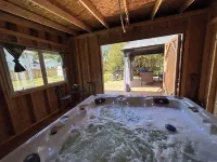 Cozy Summerside Retreat | Hot Tub + Fireplaces