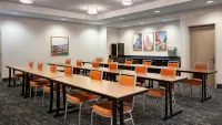 Hampton Inn & Suites la Crosse/Downtown, WI - Lemmikkieläimet sallittu