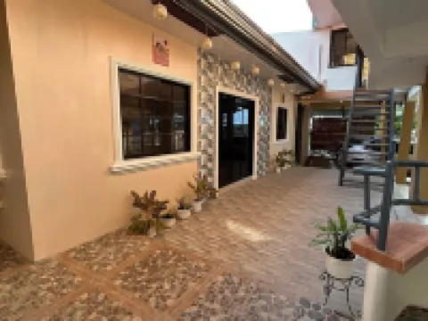 Evangeline Garden and Lodge Hotels in Silang