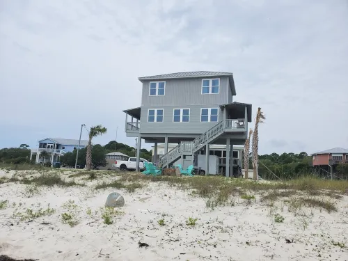 Gorgeous Ocean Views in Modern Beachfront Home