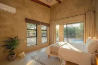 The Duchess. Luxury Safari Villa - Kruger National Park