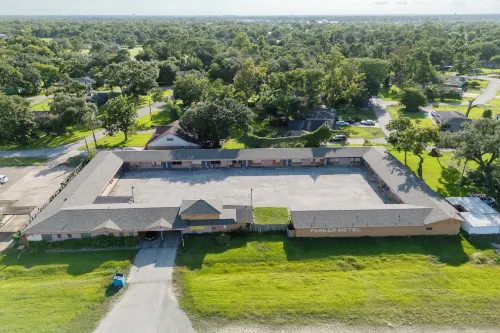 Capital O Parker Motel Clute Jackson Tx 332