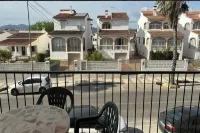 Beachfront apartment (pet friendly)